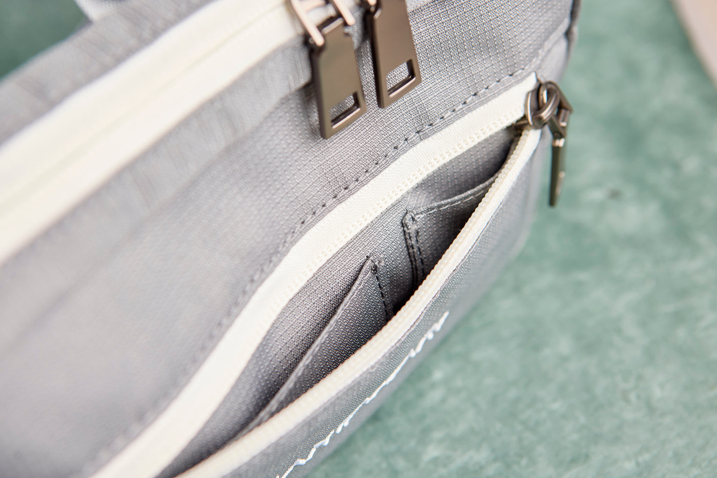 FANNY PACK SILKY SHARK 2.0