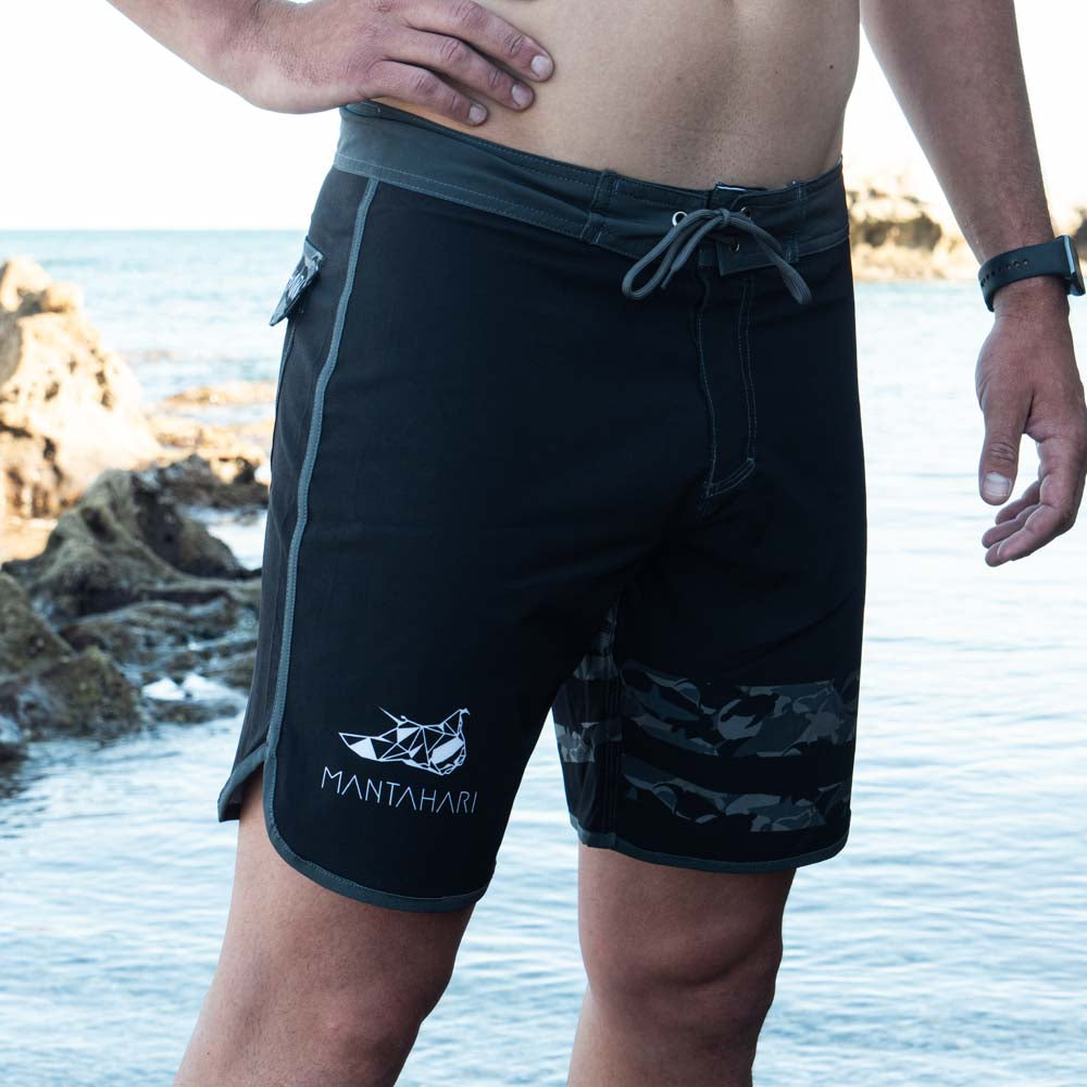 BOARDSHORT BLACK MARLIN